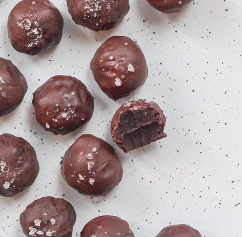 This recipe for chocolate peppermint truffles is so incredibly easy and even more delicious. They make a nourishing and satisfying treat.